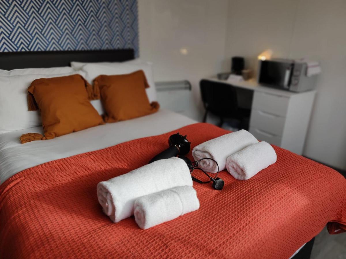 Double Ensuite Rooms Swansea Zewnętrze zdjęcie